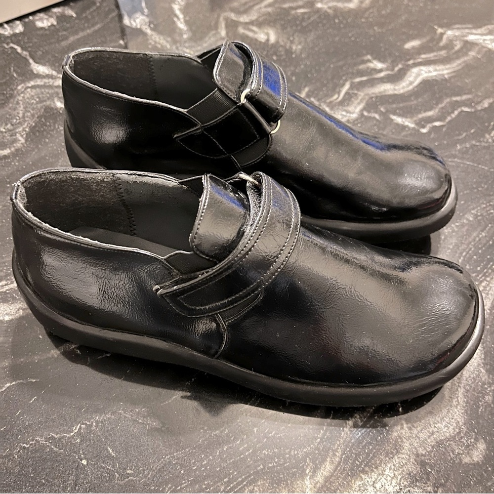 Brand new velcro close flat comfy shoes